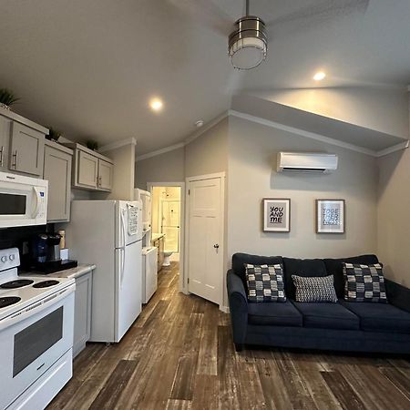 Charming Tiny Home! Close To Oxford, Sardis Lake, Safari Animal Zoo 외부 사진