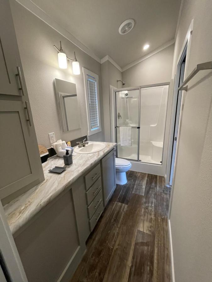 Charming Tiny Home! Close To Oxford, Sardis Lake, Safari Animal Zoo 외부 사진