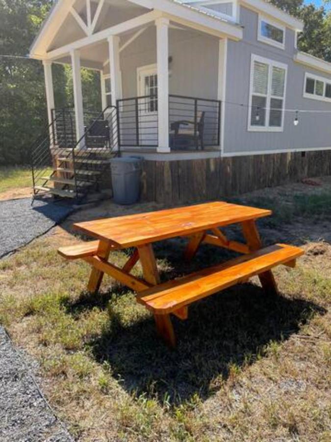 Charming Tiny Home! Close To Oxford, Sardis Lake, Safari Animal Zoo 외부 사진